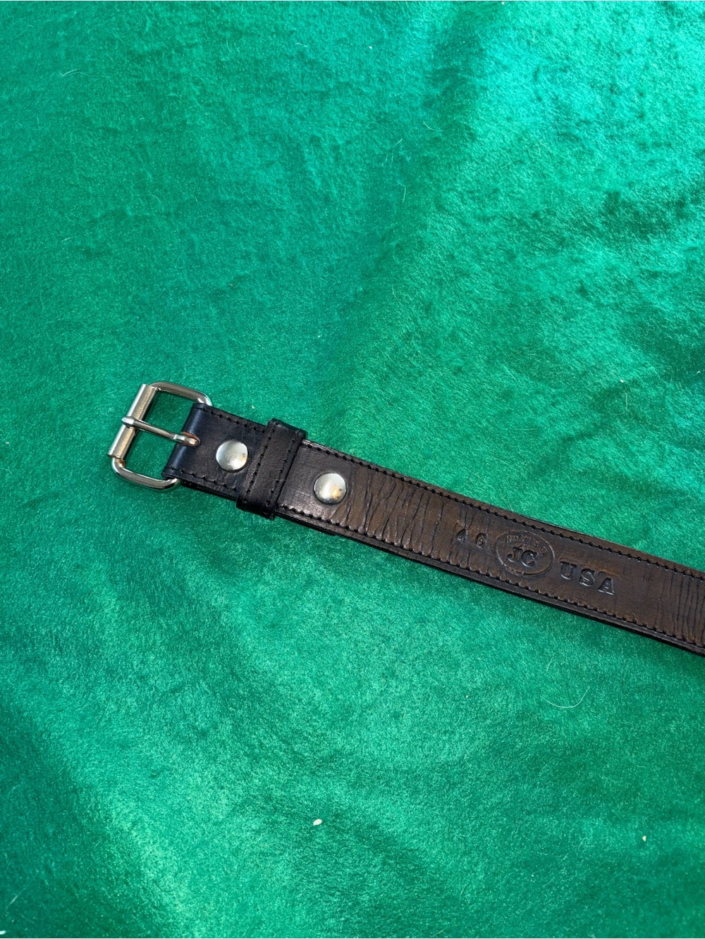 Black Leather Men's Belt — Handcrafted Style - Picture 8 of 11